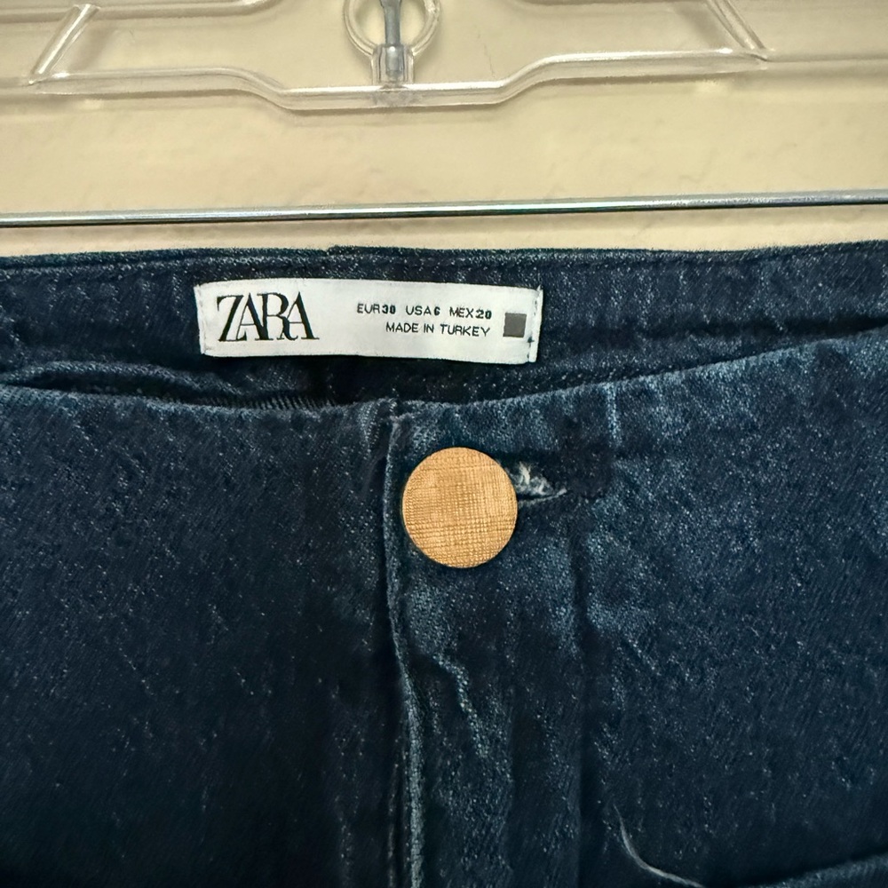 Zara Jeans